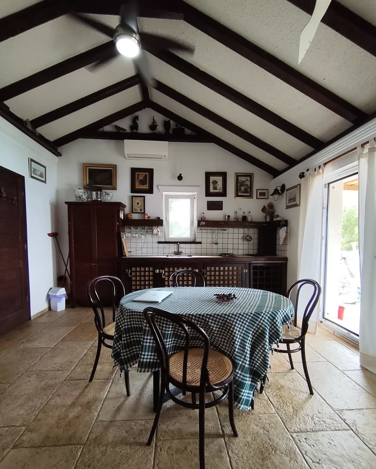 Country dining set with vaulted ceiling